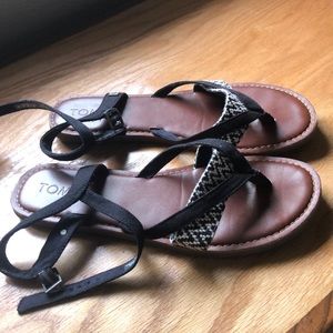 Toms sandals